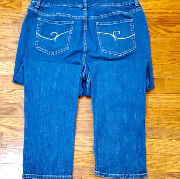 Chico's Jeans - Picture 3 of 4